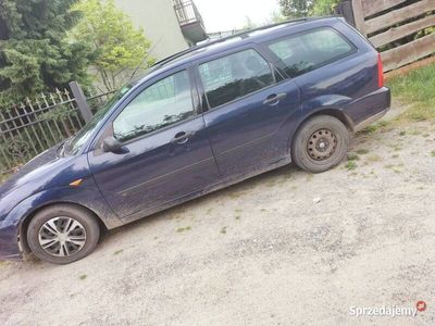 używany Ford Focus 1.8 2000r, benzyna