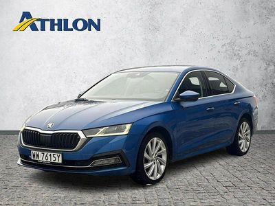 Niebieski (metalik) Używany 2022 Skoda Octavia Hatchback | 72 400 zł (Uczciwa cena)