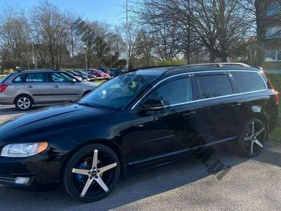 używany Volvo V70 2dm 136KM 2014r. 267 660km