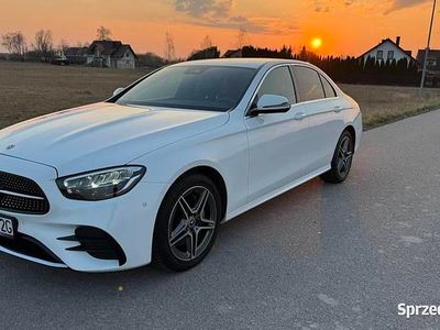 Używany Mercedes 220 AMG 2021 Biały Sedan/Limuzyna