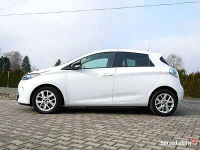 Biały Używany 2016 Renault Zoe Hatchback | 37 900 zł
