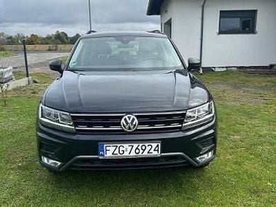 Używany VW Tiguan Sound 150 KM (110 kW) 2016 Czarny SUV