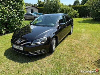 Czarny Używany 2010 VW Passat Sedan/Limuzyna | 24 000 zł (Uczciwa cena)