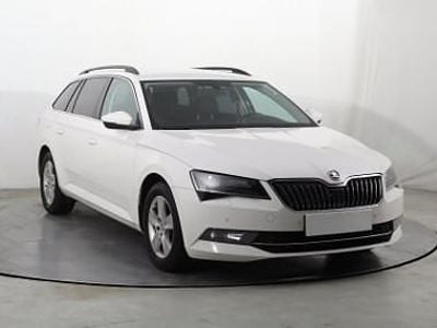 używany Skoda Superb III , Salon Polska, Xenon, Bi-Xenon, Klimatronic, Tempomat,