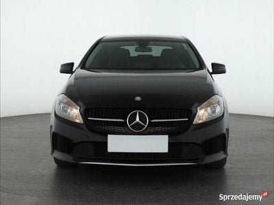 Używany Mercedes A160 2016 Czarny Hatchback