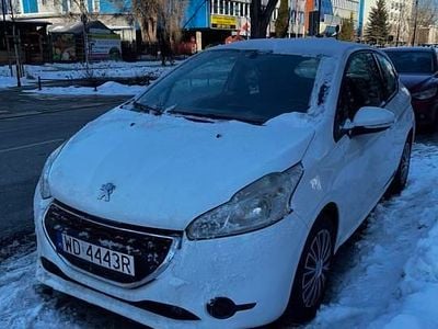 Używany Peugeot 208 2013 Biały Hatchback