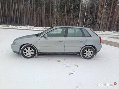 Używany Audi A3 2001 Srebrny Hatchback