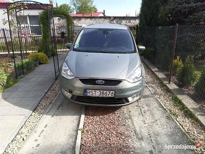 Srebrny Używany 2009 Ford Galaxy Minivan | 19 900 zł