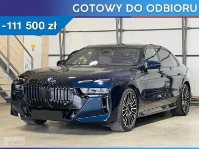 używany BMW 740 SERIA 7 II (G11/G12) SERIA 7 d xDrive M Sport 3.0 (299KM) M Sport | System rozrywki z tyłu