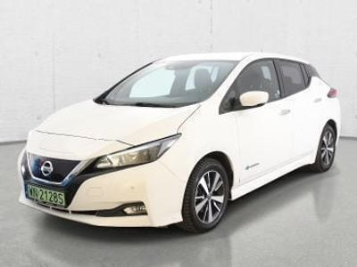 Używany Nissan Leaf Acenta 110 kW (150 KM) 2019 Biały Hatchback