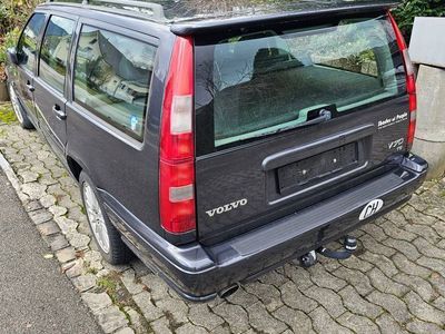 używany Volvo V70 T5