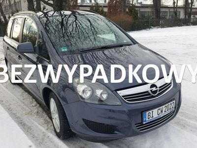używany Opel Zafira 1.9dm 120KM 2010r. 180 000km