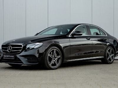 Czarny Używany 2019 Mercedes E300 AMG line Sedan/Limuzyna | 159 900 zł
