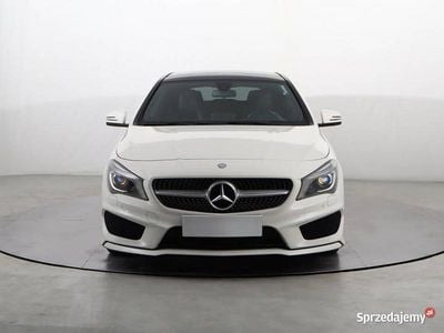 Mercedes CLA200