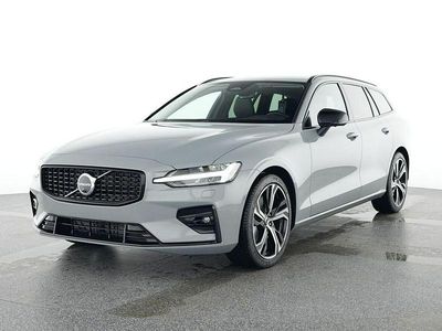 Używany Volvo V60 Plus 197 KM (144 kW) 2025 Czarny Kombi