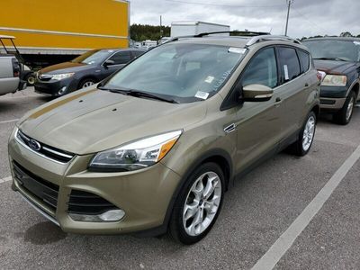 używany Ford Escape 1.6dm 178KM 2014r. 129 900km