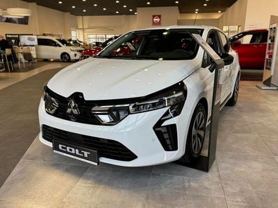 Używany Mitsubishi Colt 2024 Biały Hatchback