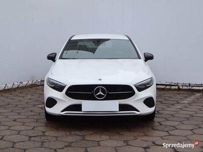 Używany Mercedes A250 2023 Biały Sedan/Limuzyna