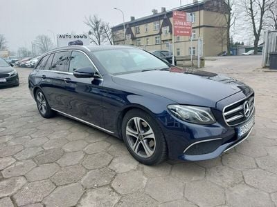 Mercedes E200