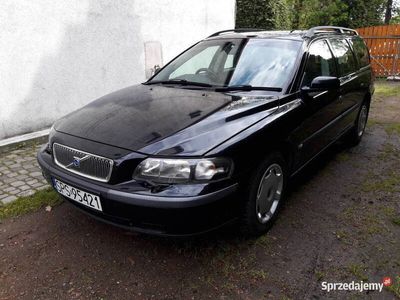 używany Volvo V70 2004r 2.4d 130km klima hak automat sprawne !