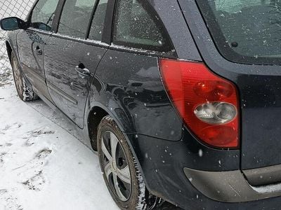 Używany Renault Laguna II 2001 Szary Kombi