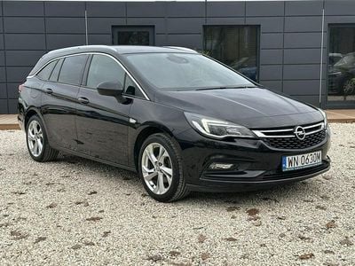 Czarny Używany 2019 Opel Astra Elite Kombi | 54 900 zł (Drogi)