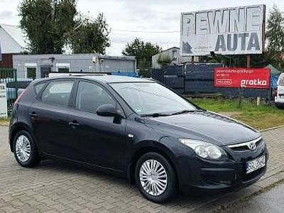 Czarny Używany 2010 Hyundai i30 Hatchback | 20 800 zł