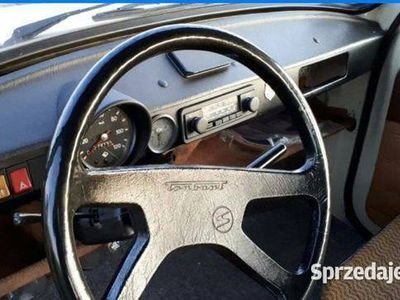 Używany Trabant 601 1988 Beżowy Sedan/Limuzyna