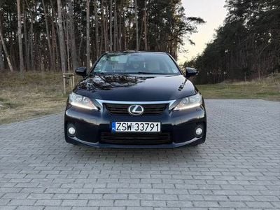 Używany Lexus CT200h 2011 Granatowy Hatchback