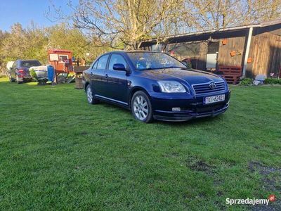Używany Toyota Avensis 2004