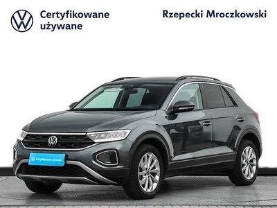Używany 2022 VW T-Roc SUV | 104 700 zł (Uczciwa cena)