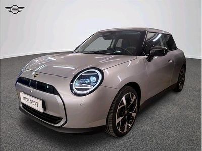 Melting silver iii metalizowany Używany 2024 Mini Cooper Hatchback | 132 800 zł (Dość drogi)