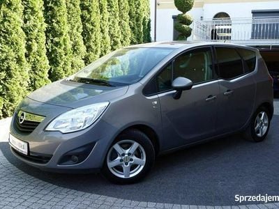 Używany Opel Meriva 101 KM (74 kW) 2012 Brązowy Minivan