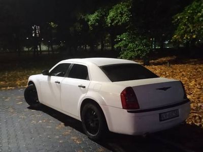 używany Chrysler 300C 