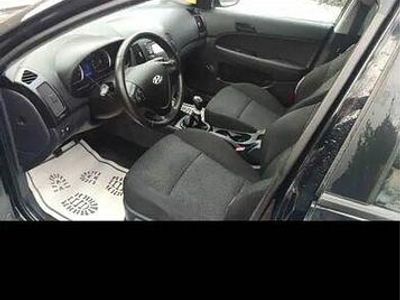 Używany Hyundai i30 2011 Czarny Sedan/Limuzyna