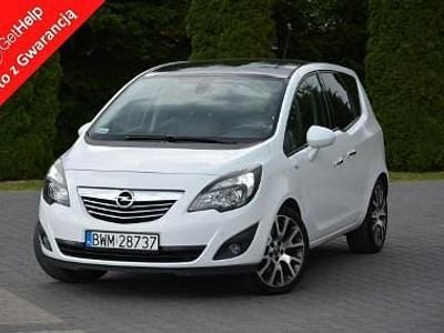 Używany Opel Meriva Cosmo 110 KM (80 kW) 2011 Biały (metalik) Minivan