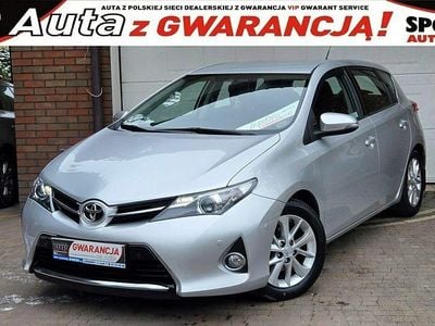 Używany Toyota Auris Premium 2014 Srebrny Hatchback