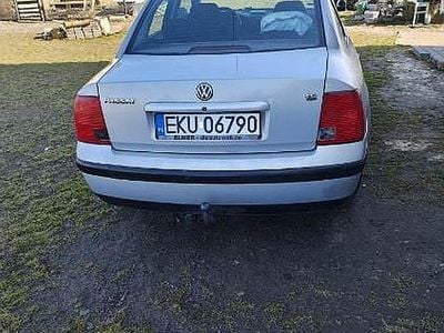 Szary Używany 2000 VW Passat R | 5000 zł (Dość drogi)