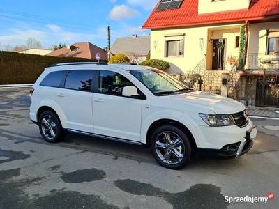 Biały Używany 2015 Fiat Freemont Cross SUV | 46 900 zł (Uczciwa cena)