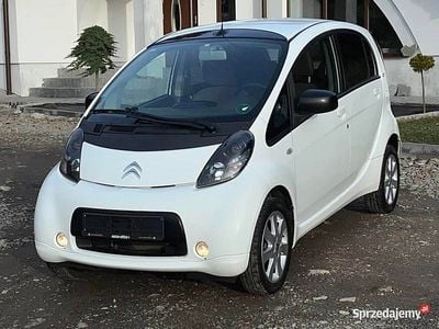 Biały Używany 2011 Citroën C-zero Hatchback | 26 500 zł