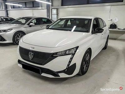 Używany Peugeot 308 Active 2022 Biały Kombi