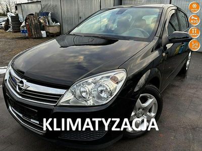 Czarny Używany 2008 Opel Astra Hatchback | 11 999 zł (Uczciwa cena)