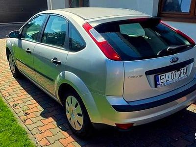 używany Ford Focus 1.6 benzyna 101 koni 2007