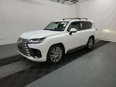 Lexus LX600