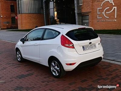 Używany Ford Fiesta 2009 Biały Hatchback