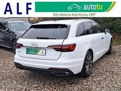 Biały Używany 2023 Audi A4 Kombi | 39 900 zł
