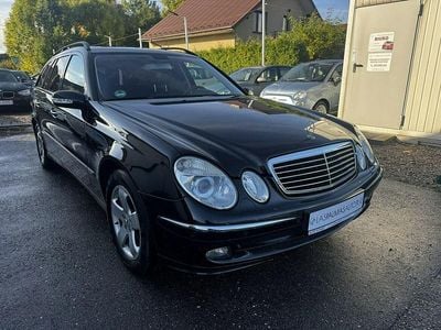 Czarny Używany 2005 Mercedes E320 Kombi | 19 900 zł