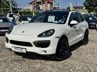 Używany Porsche Cayenne 245 KM (180 kW) 2011 Biały (metalik) SUV