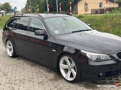 BMW 525