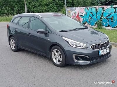 Grafitowy Używany 2016 Kia Ceed Hatchback | 27 800 zł (Uczciwa cena)